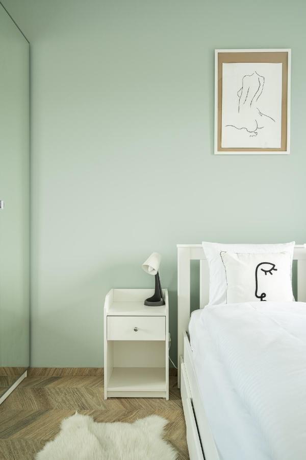 Rentplanet - Apartamenty Zajezdnia Вроцлав Екстер'єр фото